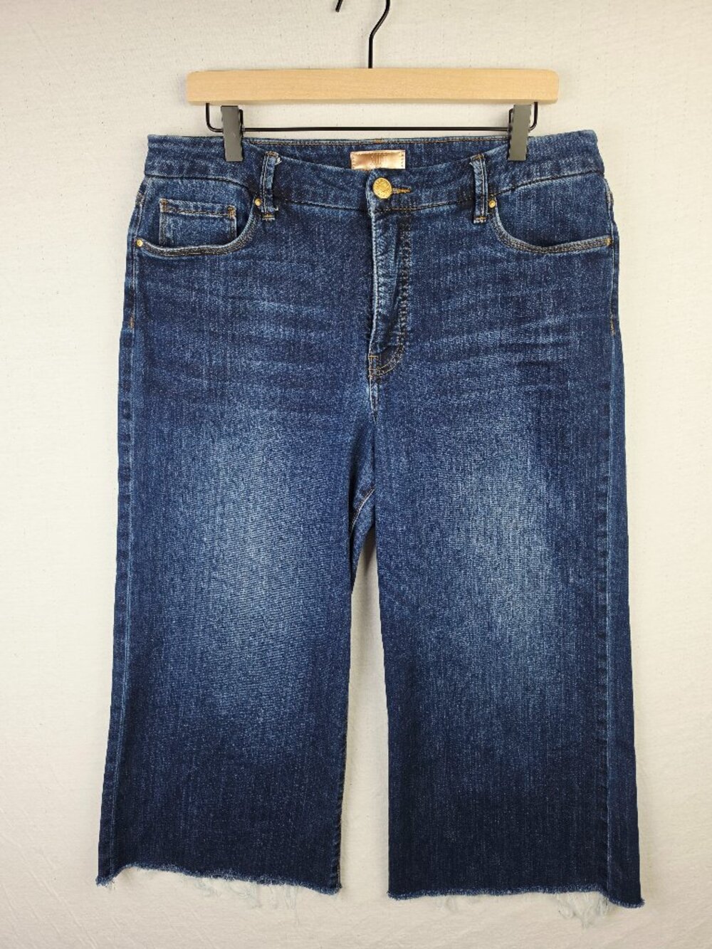 Kut From The Kloth Meg High Rise Fab Ab Wide Leg Raw Hem Ankle Crop size 12 - Picture 2 of 13